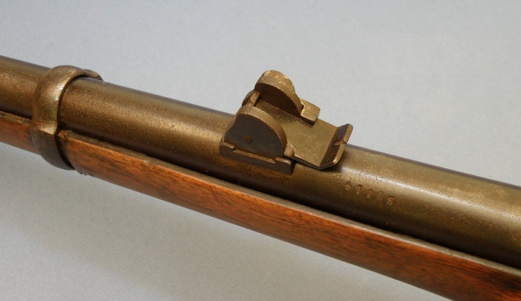 Detail hledí zleva pušky Krnka 1869, varianta s krátkým plátkem